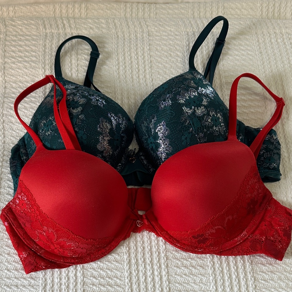 Victorias Secret Push-Up Bra Set - Red and Green 34C